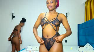 _latoyah about 4 minutes into her 23 Oct show