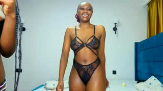 _latoyah about 7 minutes into her 23 Oct show