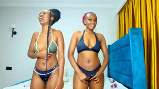 _latoyah about 1 minute into her 25 Oct show