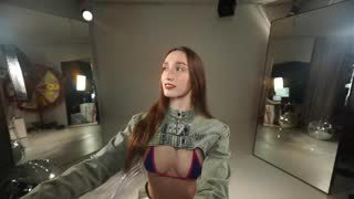 _meganmeow_ about 1 minute into her 9 Oct show