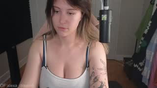 alexa_dream about 5 minutes into her 11 Oct show