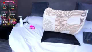 alexia__cox about 8 minutes into her 26 Oct show