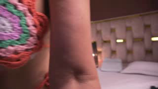 alicia_lang about 1 minute into her 5 Oct show