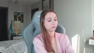 alisaa_01 about 7 minutes into her 15 Oct show