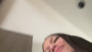 Alyshanon18 about 4 minutes into her 24 Oct show