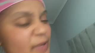 Amberr_Roose about 3 minutes into her 24 Oct show