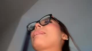 amira_cute2 about 5 minutes into their 25 Oct show