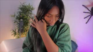 annie_bo about 26 minutes into her 23 Oct show