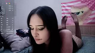 annrosy about 5 minutes into her 9 Oct show