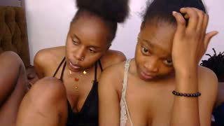 ashrine_ about 72 minutes into her 24 Oct show