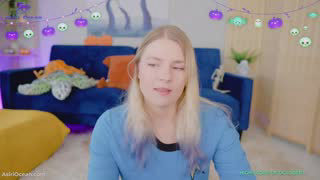 asiri_ocean about 17 minutes into her 7 Oct show