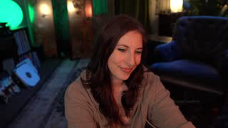 audrey_ about 8 minutes into her 13 Oct show