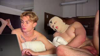 ben_harmon about 11 minutes into his 23 Oct show