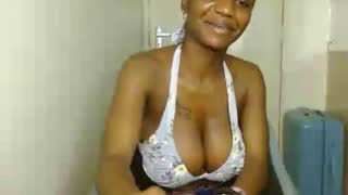 boobie_snack1 about 3 minutes into her 31 Oct show