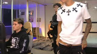 boysgang_sex about 17 minutes into his 14 Oct show