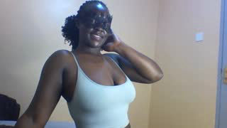 BummyVee02 about 1 minute into her 21 Oct show