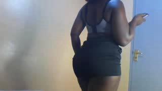 BummyVee02 about 1 minute into her 22 Oct show