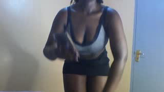 BummyVee02 about 5 minutes into her 22 Oct show