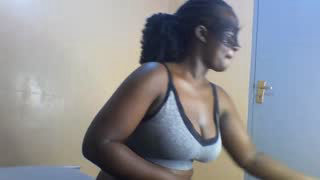 BummyVee02 about 6 minutes into her 22 Oct show