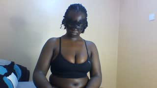 BummyVee02 about 4 minutes into her 23 Oct show