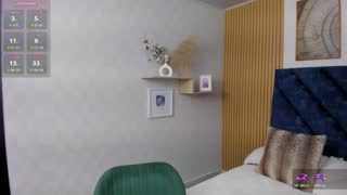 charlotte_mayers about 5 minutes into her 24 Oct show