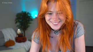 chloewildd about 5 minutes into her 11 Oct show