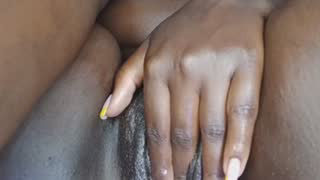 Chocolate_barbi about 3 minutes into her 23 Oct show