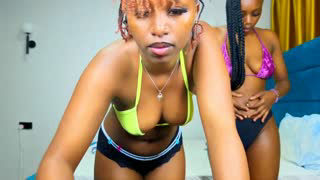 chocolate_river about 12 minutes into her 31 Oct show