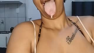 ClitorisBoobs about 1 minute into her 24 Oct show