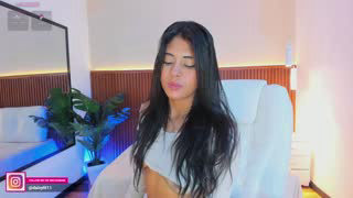 daisy_lit about 9 minutes into her 21 Oct show