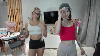 dirtygirls99 about 11 minutes into her 8 Oct show