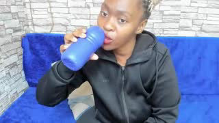 ebonyshay about 41 minutes into her 25 Oct show