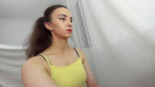 ehotlovea about 5 minutes into her 7 Oct show