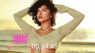 ellette_ about 82 minutes into her 28 Oct show