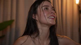 emyii about 3 minutes into her 23 Oct show