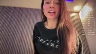 enchatressdixie about 5 minutes into her 13 Oct show