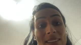 girl_docinho about 7 minutes into their 22 Oct show