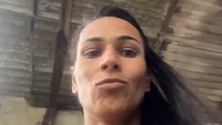 girl_docinho about 13 minutes into their 22 Oct show