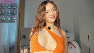 glossybabe_ about 1 minute into her 15 Oct show