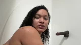 goldenpuss95 about 6 minutes into her 27 Oct show