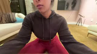 gyalxoxo about 7 minutes into her 22 Oct show