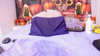 hazel_kataleya about 10 minutes into her 23 Oct show