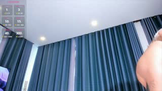 hi_miki about 8 minutes into her 7 Oct show