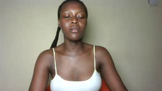 horny_queen_21 about 1 minute into her 31 Oct show