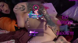 hotpinknymph about 5 minutes into her 13 Oct show