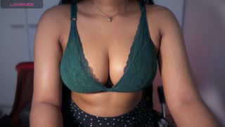 indian_raya about 2 minutes into her 25 Oct show