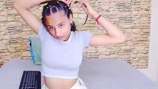 indianbootylicious1 about 8 minutes into her 30 Oct show