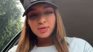 jenn_fit about 6 minutes into their 31 Oct show
