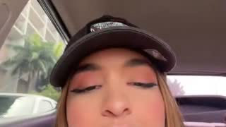 jenn_fit about 4 minutes into their 31 Oct show