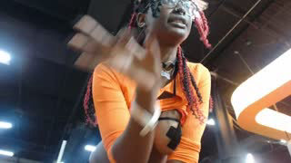 k1m08 about 1 minute into her 25 Oct show